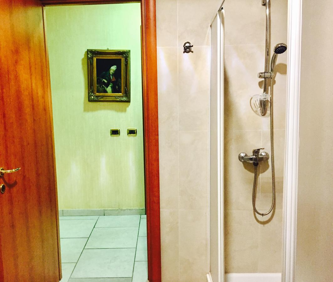 La Fontanina Hotel Giugliano In Campania Eksteriør billede